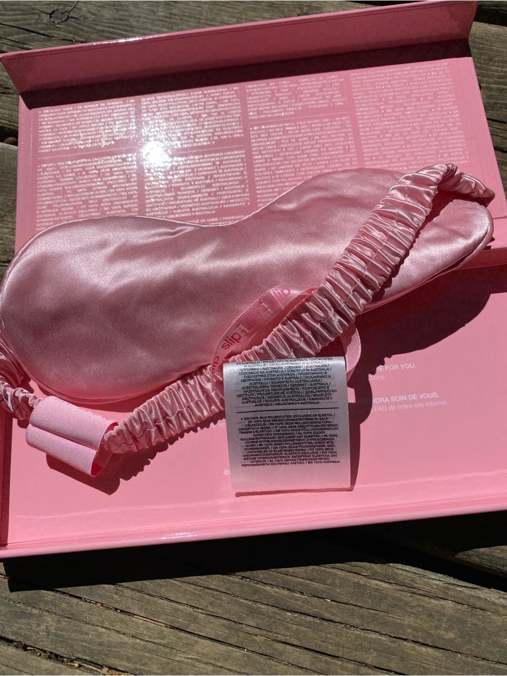 Slip - Pink Pure Silk Sleep Mask Boxed - Picture 5 of 6
